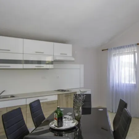 With A Parking Space - 14685 *