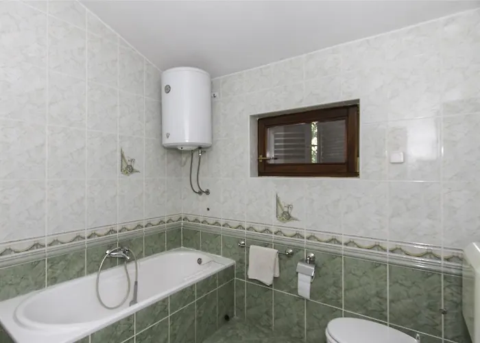 Apartman With A Parking Space - 14685 Zadar